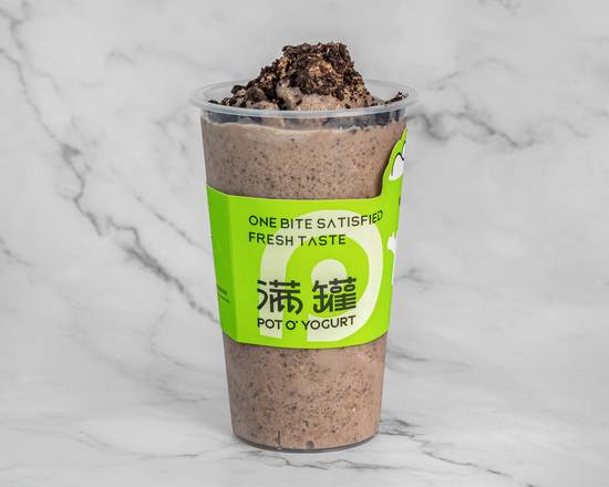 Oreo Yogurt Smoothie / 奥利奥酸奶奶昔